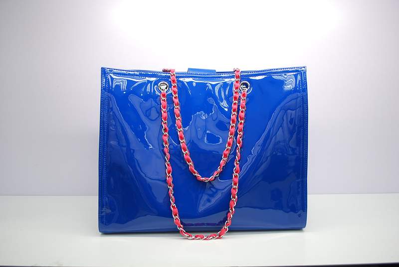 2012 New Arrival Chanel Spring Summer 2012 Patent Leather Shoulder Bag A30165 Blue - Click Image to Close