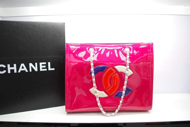2012 New Arrival Chanel Spring Summer 2012 Patent Leather Shoulder Bag A30165 Rosy