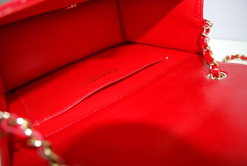 2012 New Arrival Chanel Spring Summer 2012 Patent Medium Shoulder Bag A30163 Red