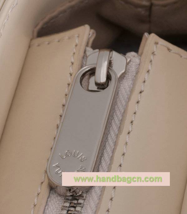 Louis Vuitton M4023 Epi Leather Bagatelle PM
