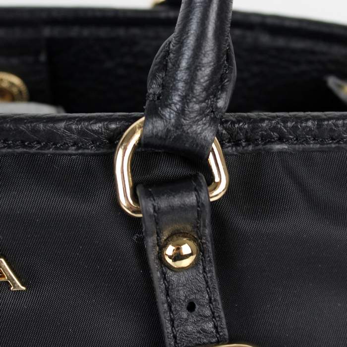 Prada Original leather Handbag - 1841 Black Nylon and Lambskin Leather - Click Image to Close
