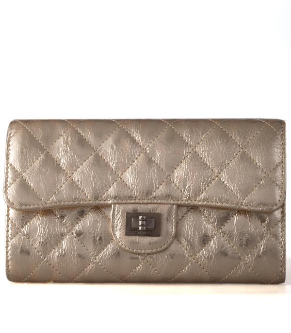 CHANEL 37237 Square Wallet