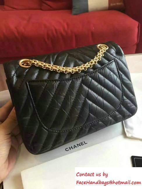 Chanel Chevron 2.55 Reissue Size 224 Classic Flap Bag Black/Gold 2016 - Click Image to Close