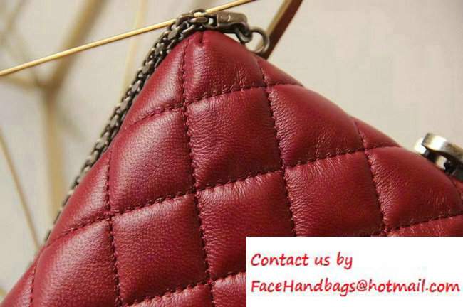 Chanel Lambskin/Ruthenium Metal Kiss-Lock Cosmetic Shoulder Medium Bag A93453 Date Red 2016