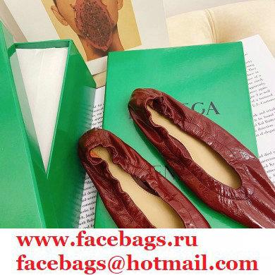 Bottega Veneta Almond Toe Flats in Crush Nappa Burgundy 2021 - Click Image to Close