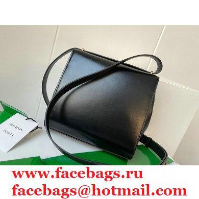 Bottega Veneta THE CLIP Squared Shoulder Bag in Box Calf Black 2021