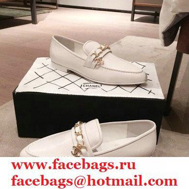 Chanel CC Logo and Chain Loafers White 2021