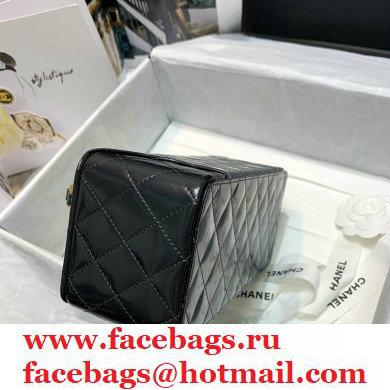 Chanel Get Round Vintage Vanity Case Bag Black 2021 - Click Image to Close