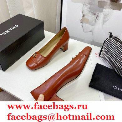 Chanel Heel 5cm CC Logo Pumps Brick Red Runway 2021