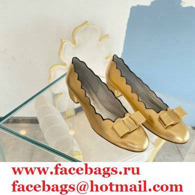 Ferragamo Heel 3cm Vara Bow Court Shoe Scalloped Gold - Click Image to Close