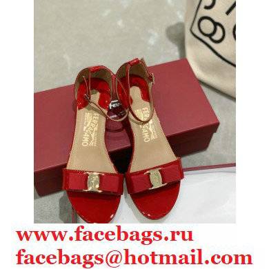 Ferragamo Heel 4.5cm Vara Bow Sandals with Strap Patent Leather Red - Click Image to Close