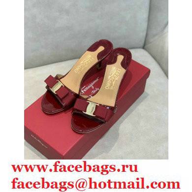 Ferragamo Heel 6cm Vara Bow Mules Patent Leather Burgundy