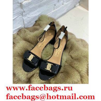 Ferragamo Heel 6cm Vara Bow Sandals with Strap Patent Leather Black