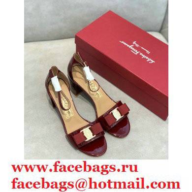 Ferragamo Heel 6cm Vara Bow Sandals with Strap Patent Leather Burgundy