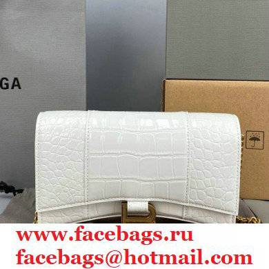 Balenciaga Cowhide B Metal buckle Chain bag in White Bb014