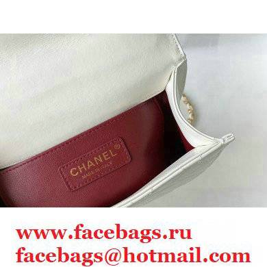 ChanelCowhide Metal buckle Chain bag in White As26152 2021