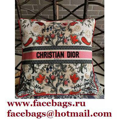 dior FLOWERS Embroidery pillow 03