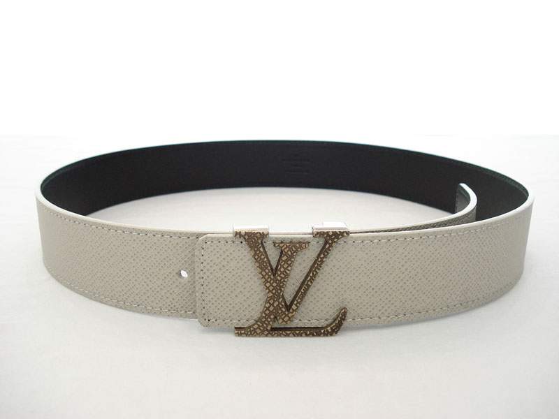 Louis Vuitton LV Initiales Taiga Leather M6897 White - Click Image to Close