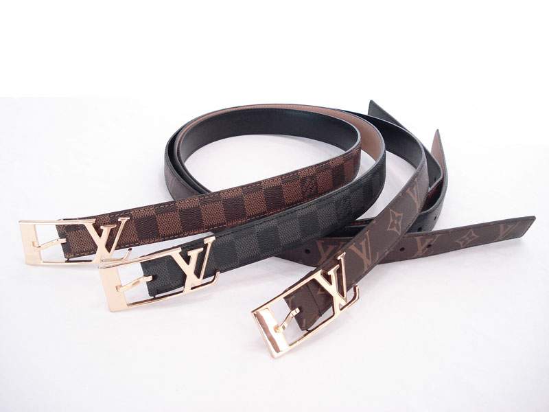 Louis Vuitton Buckle Leather Belt M9840