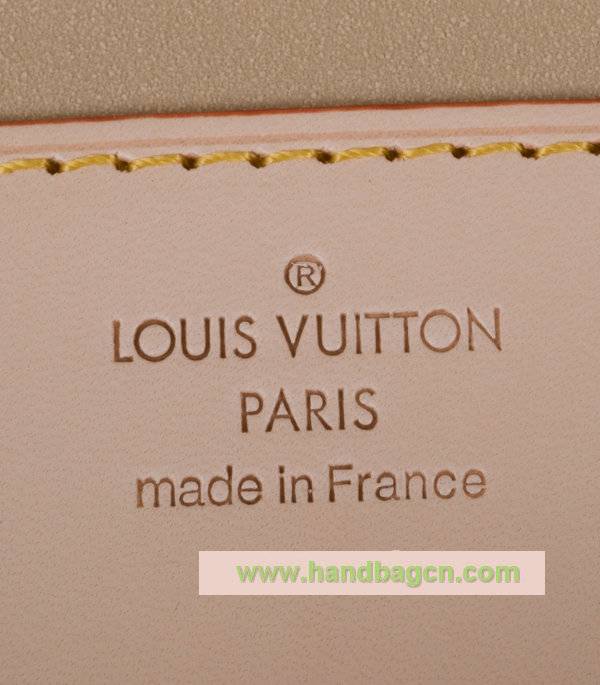 Louis Vuitton m45641 Monogram Canvas Courtney Clutch Bag - Click Image to Close