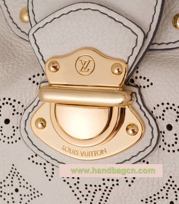 Louis Vuitton m93126 Mahina Leather Solar PM - Click Image to Close
