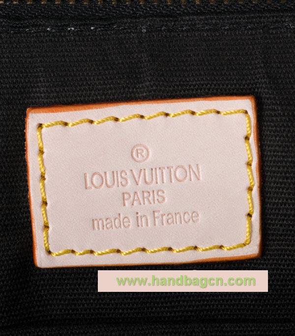 Louis Vuitton m95273 Monogram Vernis Alma PM