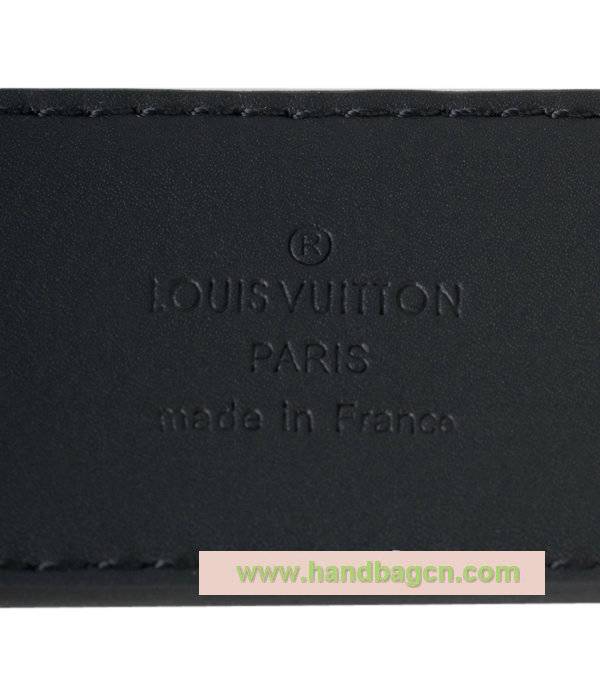 Louis Vuitton m9808