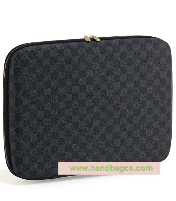 Louis Vuitton n56937 black Damier Graphite Computer Sleeve 15