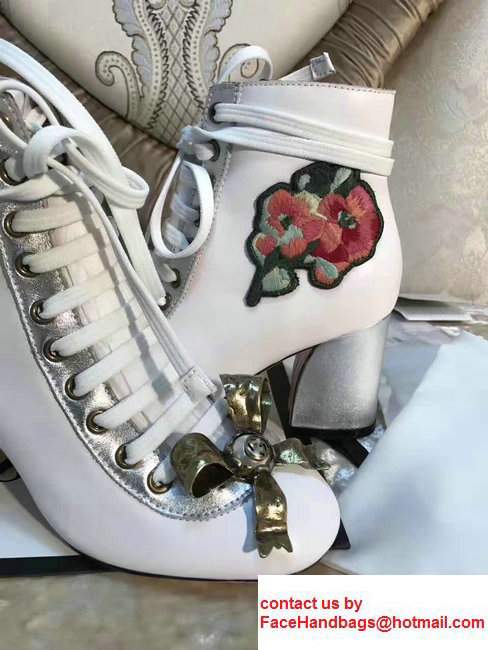 Gucci Finnlay Leather Embroidered Floral Metal Bow Detail Lace-up Ankle Boots White 2017