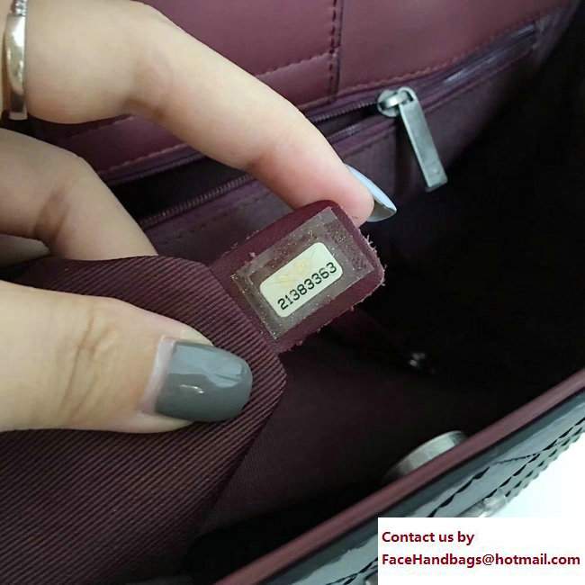 Chanel Bi-color Hampton Bullskin Medium Shopping Bag A57201 Black/Burgundy 2017 - Click Image to Close