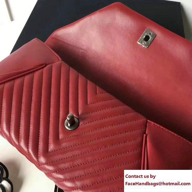 Chanel Chevron Lambskin Clutch Bag A98558 Red/Silver 2017