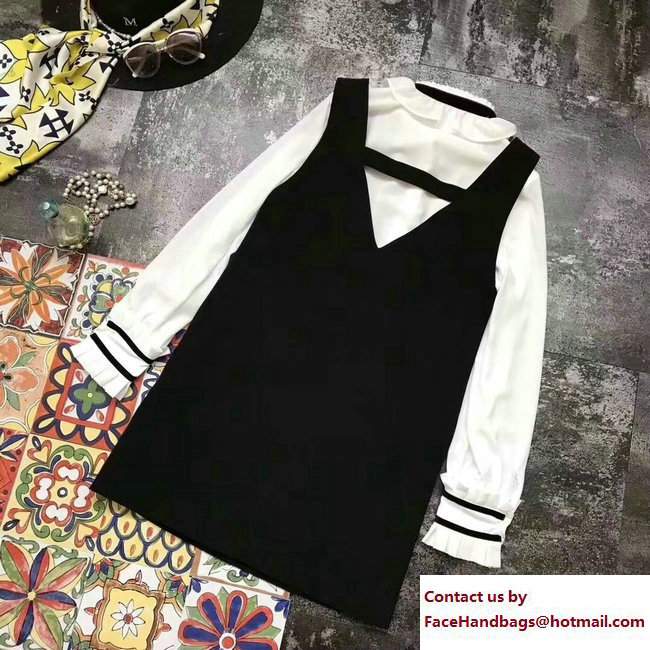 Chanel Bow Pullover Black/White 2018 - Click Image to Close