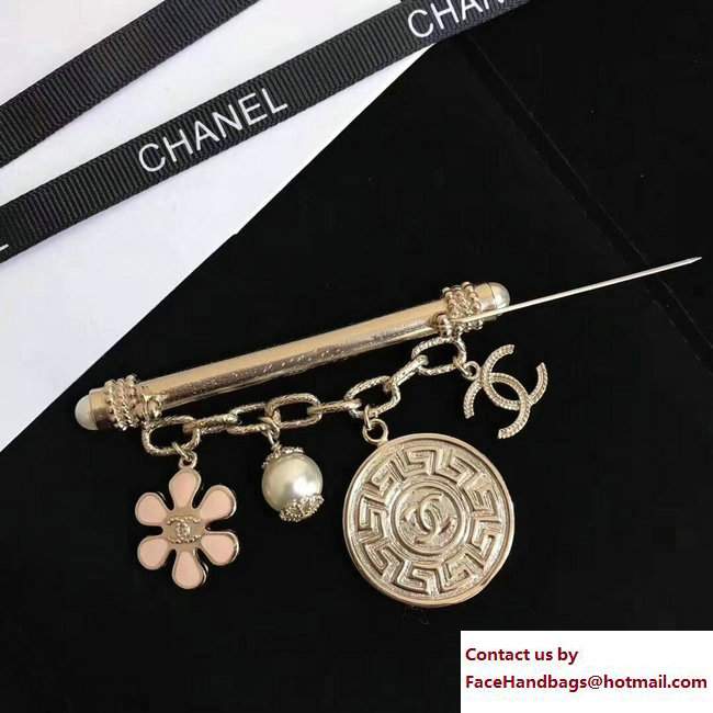 Chanel Brooch 33 2018 - Click Image to Close