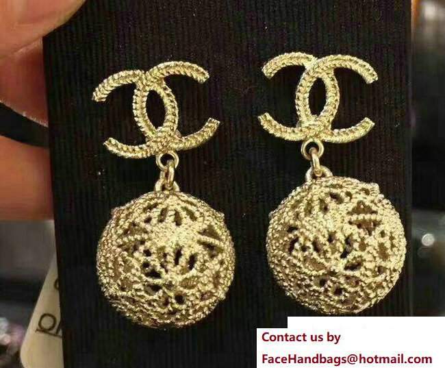 Chanel Earrings 36 2018 - Click Image to Close