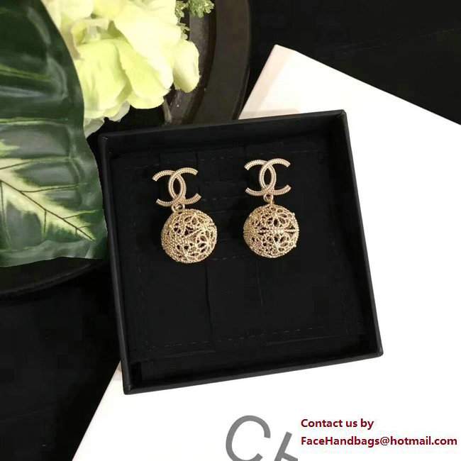 Chanel Earrings 36 2018 - Click Image to Close