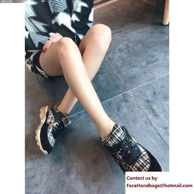 Chanel Sneakers Tweed Black/Gold - Click Image to Close