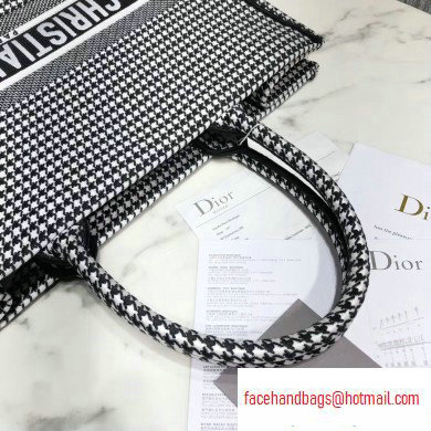 Dior Book Tote Bag in Embroidered Canvas Houndstooth Black/White - Click Image to Close