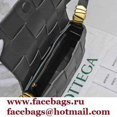 Bottega Veneta Intreccio Cassette Cross-body Bag Grained Leather Black 2021 - Click Image to Close