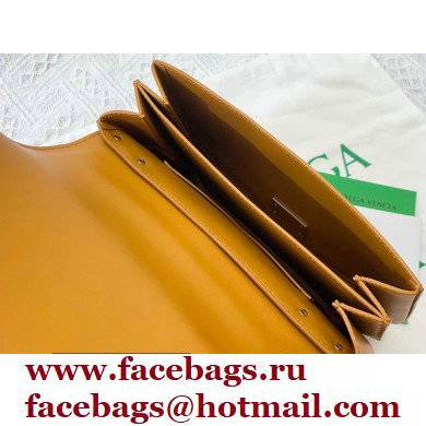 Bottega Veneta Mount Small Leather Envelope Bag Cob 2021 - Click Image to Close