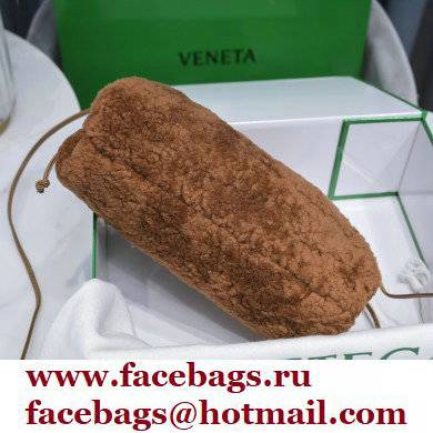 Bottega Veneta Shearling Clutch with Strap Mini Pouch Bag Brown 2021 - Click Image to Close