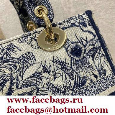 Dior Lady D-Lite Medium Bag in Toile de Jouy Embroidery Blue 2021 - Click Image to Close