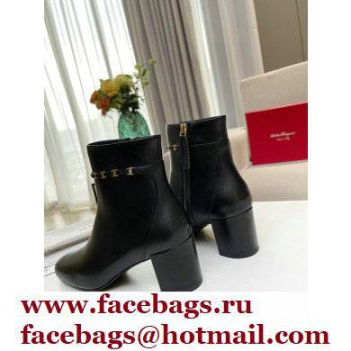 Ferragamo Heel 5.5cm Leather Vara Chain Ankle Boots Black 2021 - Click Image to Close