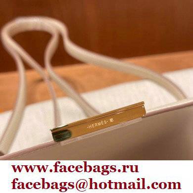 Hermes Constance 18 in original Epsom Leather craie with gold Hardware