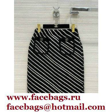 chanel 2021 FALL WINTER striped knitted skirt