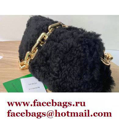 Bottega venetta shearling chain pouch black 2021 - Click Image to Close