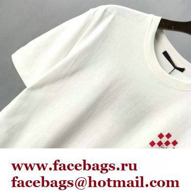 Louis Vuitton T-shirt 27 2022 - Click Image to Close