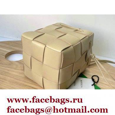 bottega veneta cassette cross-body bucket bag apricot - Click Image to Close