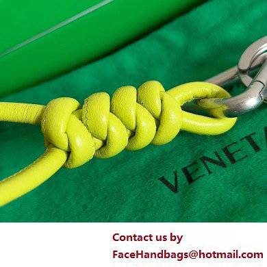 Bottega Veneta triangle leather key ring 02 - Click Image to Close