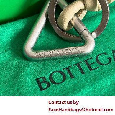 Bottega Veneta triangle leather key ring 04