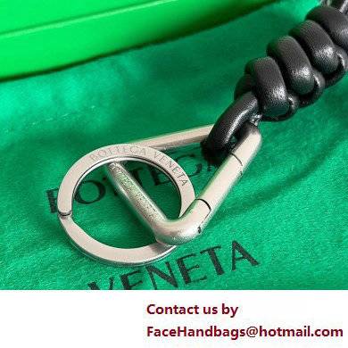 Bottega Veneta triangle leather key ring 08
